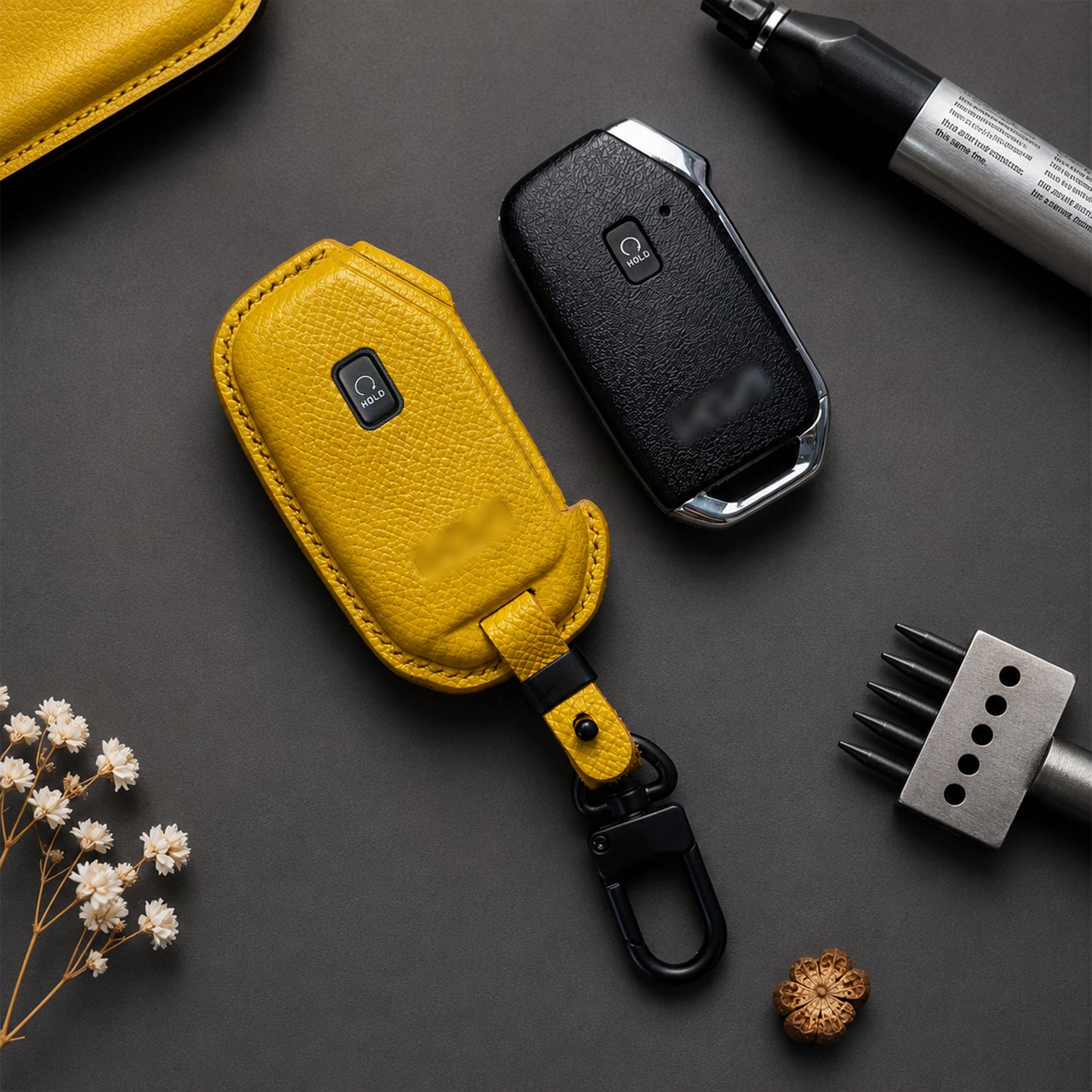 Handmade Leather Key Fob Cover For Forte, K5, Niro, Seltos, Sorento, Soul, Sportage Telluride, Cerato, EV6,EV3, EV9)